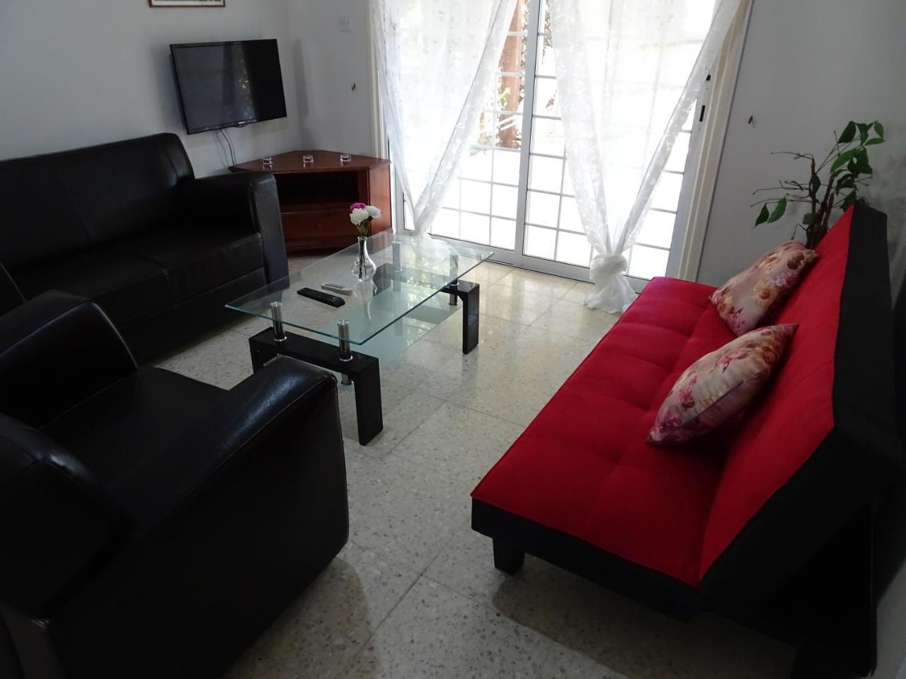 Maria Petros Beach Houses Villa Perivolia Buitenkant foto